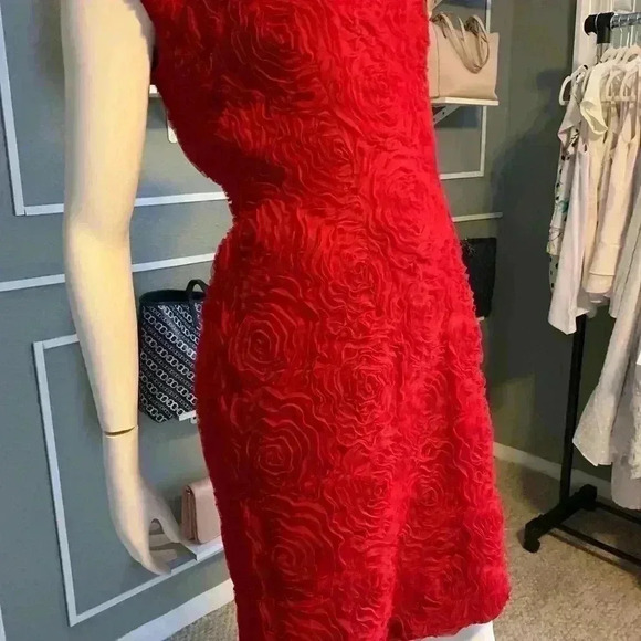 Adrianna Papell - Picture 2 of 13